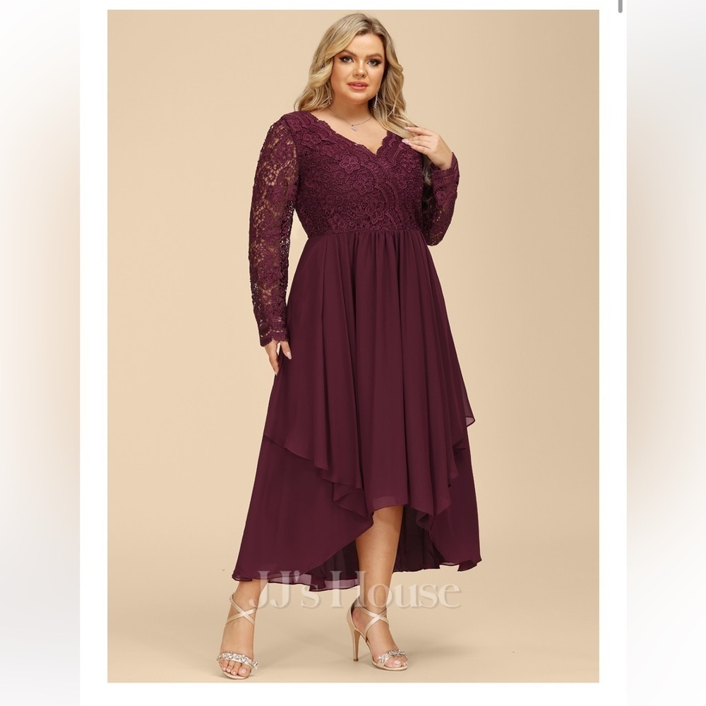 JJ’s House A-Line V-Neck Asymmetrical Lace Chiffon Mother of Bride Dress Size 12